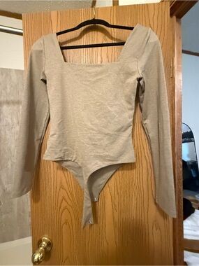 Aritzia Long Sleeve Square Neck Bodysuit in Light Taupe